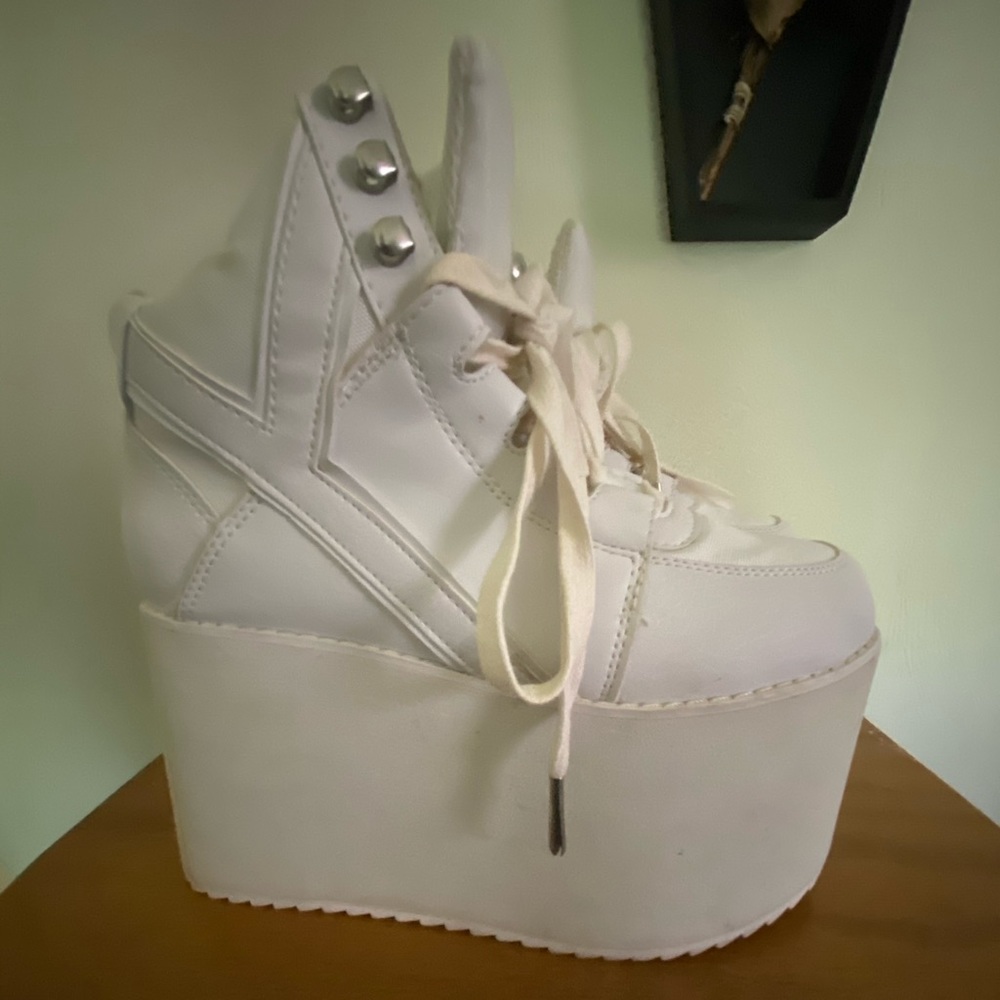 YRU platforms